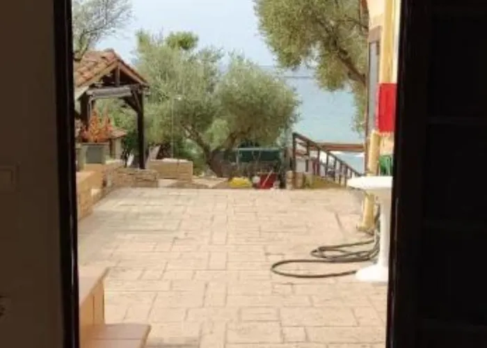 Bambola * Nea Moudania
